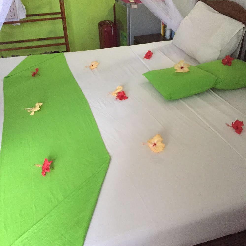Southern Star Hotel Bentota Buitenkant foto