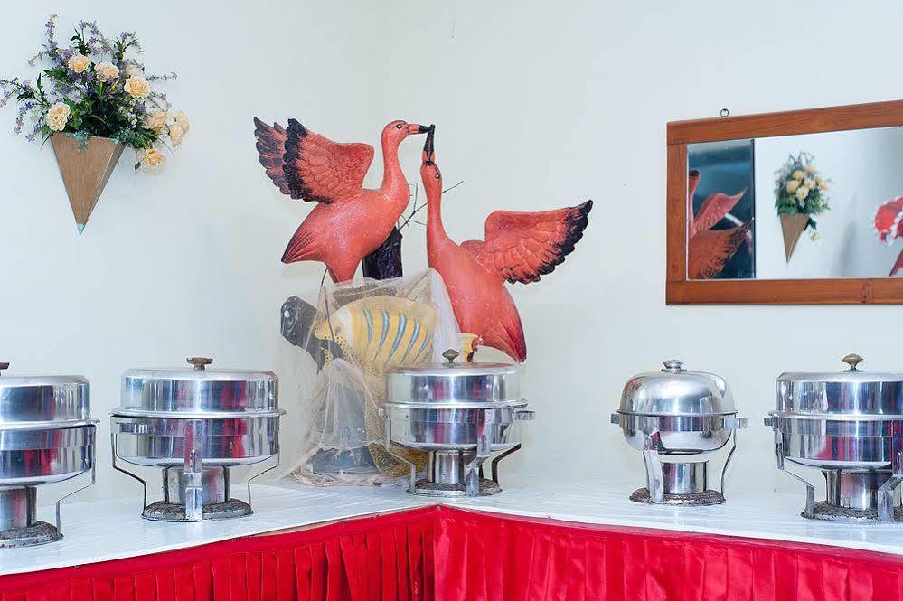 Southern Star Hotel Bentota Buitenkant foto